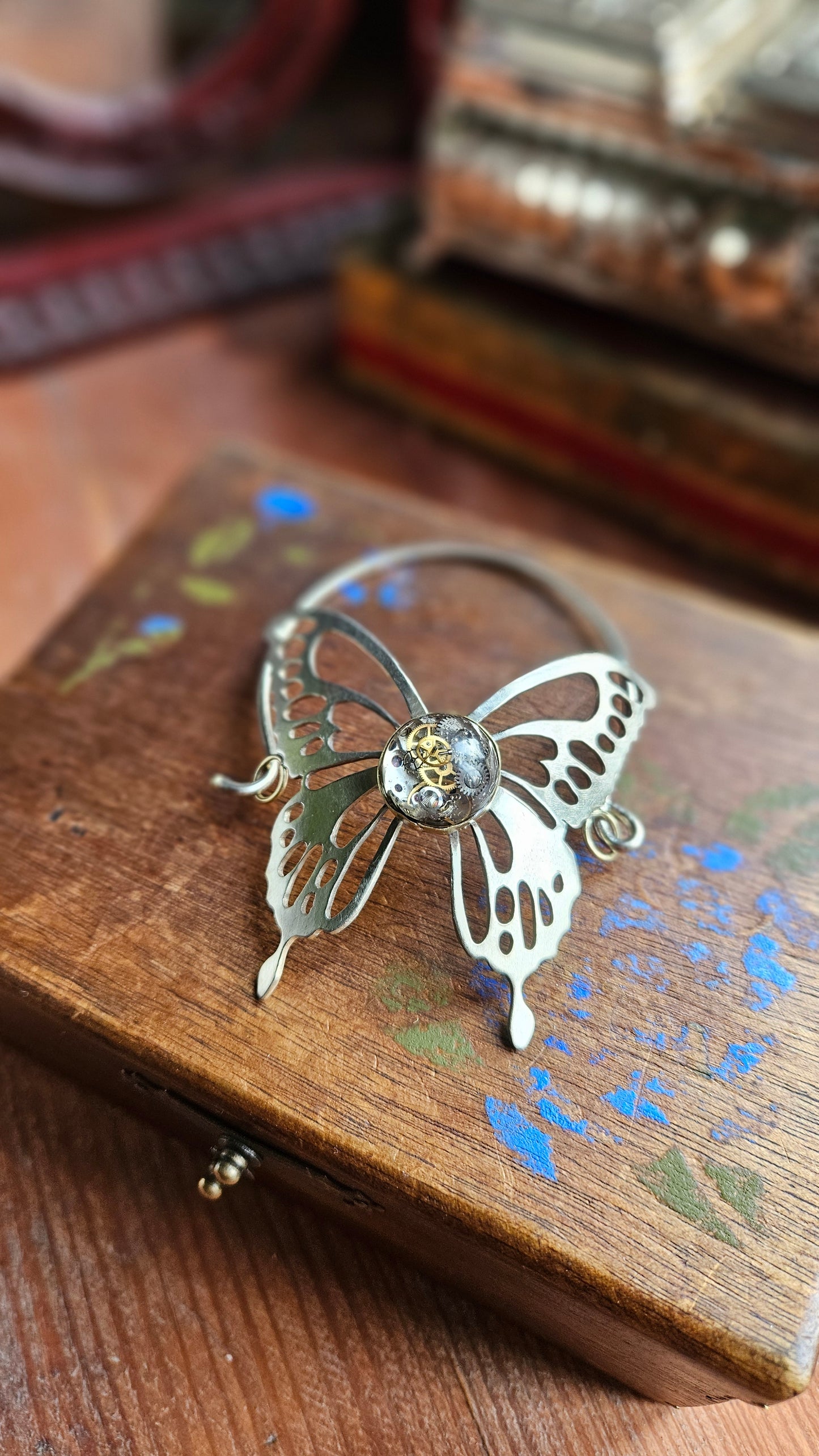 🦋 Steampunk Butterfly Bracelet, Handcrafted with Clockwork Resin Center